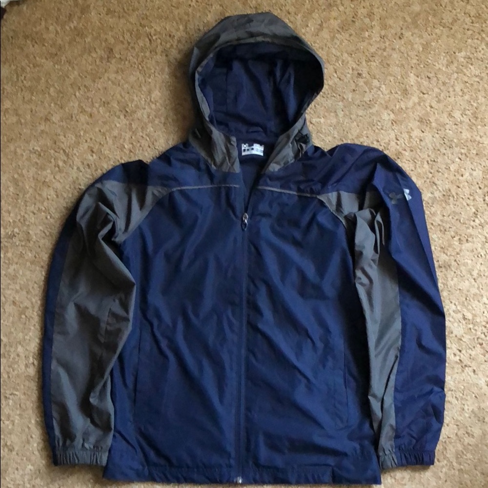 Small Loose Under Armour Outdoor Jacket